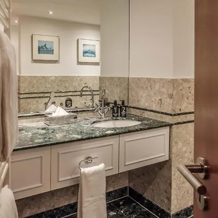 Main Plaza Tower Отель 4*