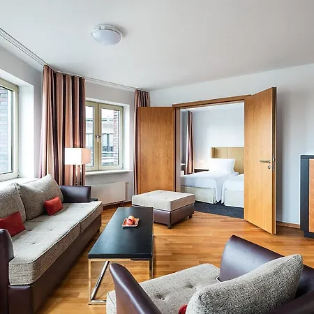 Main Plaza Tower Hotel 4*