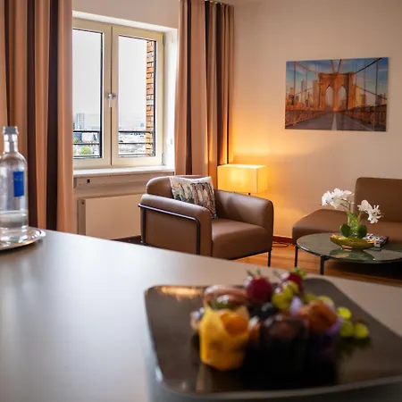 Main Plaza Tower, Worldhotels Elite Hotel 4*