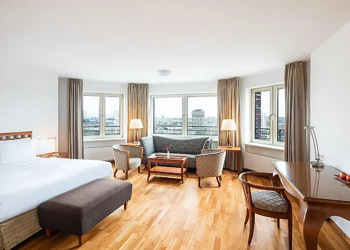 Main Plaza Tower Hotel