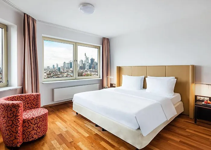 Main Plaza Tower Hotel 4*